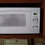 GE 2 Cu. Ft. White Microwave Oven - JES2051DNWW