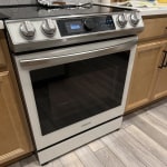 Samsung NE63T8711SS/AA 30 6.3 cu.ft. Black Stainless Steel Electric Range  with 5 Burners with Air Fryer