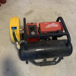 Milwaukee M18 FUEL Brushless 2 Gal. Portable 135 psi Cordless Air  Compressor (Tool Only) - Power Townsend Company