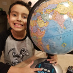  Clementoni - 56144 - Education - My First Globe - Interactive  Globe For Children 3 Years, French Language, Dutch Language, Educational  Globe, Learning Geography, Made in Italy : Toys & Games