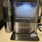 XPIO13BCBT GE Profile 2.0 Portable Nugget Ice Maker with Side Tank