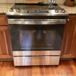 GE® 30 Slide-In Electric Range - JS645SLSS - GE Appliances