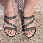 crocs swiftwater women's sandals
