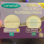 Lansinoh 20370 Stay Dry Disposable Nursing Pads, Improved Care, 200 Pads  New (2) 44677203708