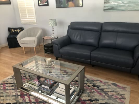 Small Mirrored Coffee Table / 18 Mirrored Coffee Table Designs Ideas Design Trends Premium Psd Vector Downloads / 60w x 30d x 18t.