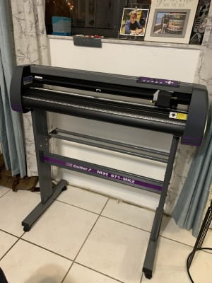 34 MH Vinyl Cutter with Stand