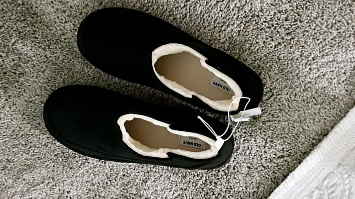 Old navy new arrivals house slippers