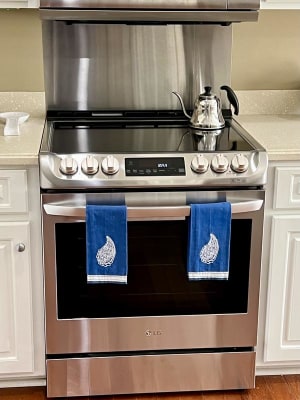 lg induction range lse4616st