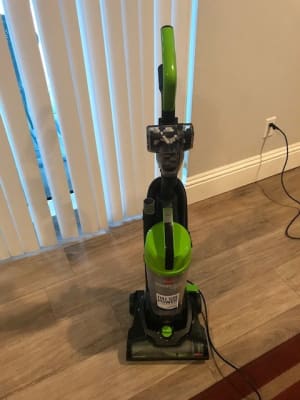 BISSELL® PowerTrak® Compact Vacuum 2598 