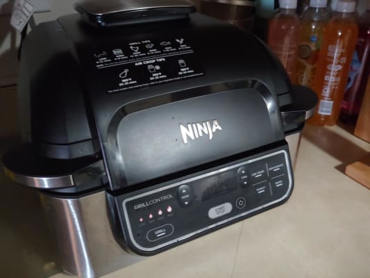 Restored Ninja Foodi IG302Q 5-in-1 Indoor Electric Countertop Grill  (Stainless Steal) 