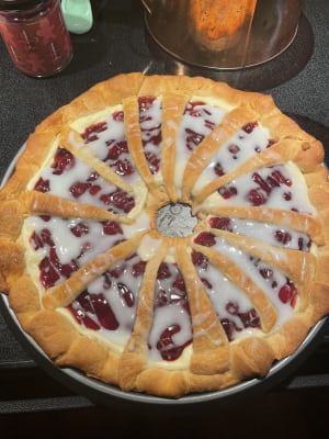 Cherry Cream Cheese Coffee Cake [Video] - Sweet and Savory Meals