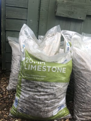 Bag of lime wickes store