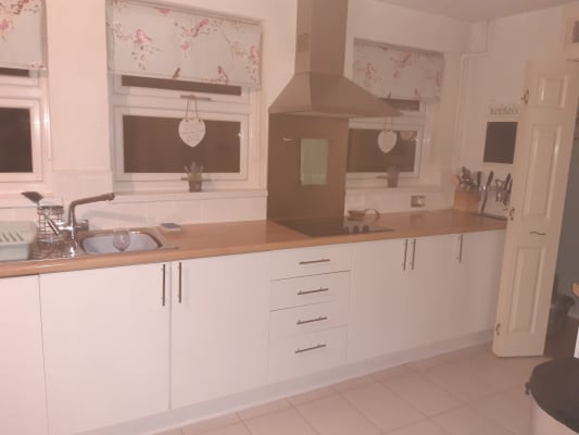 Ronseal white best sale gloss cupboard paint