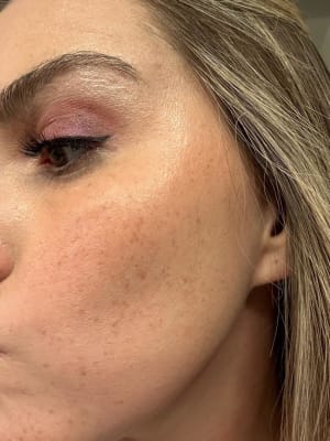 RevitalEssence Skin Glow Foundation SPF 30 | SHISEIDO