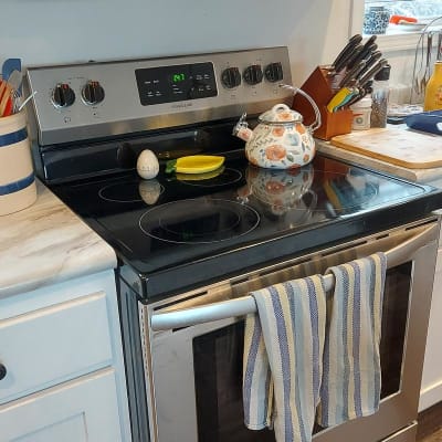 frigidaire stove cfef3054uw