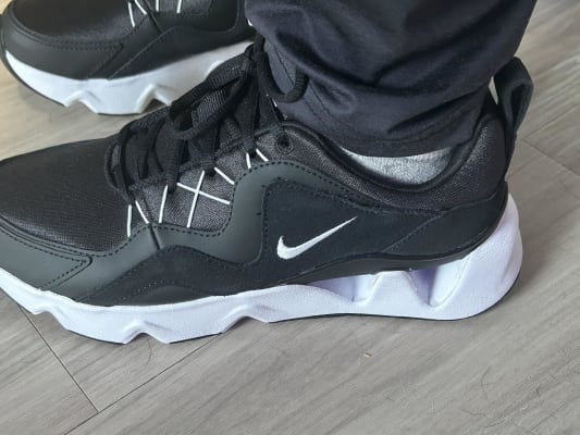 Nike ryz clearance 365 negras