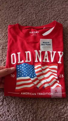 Old navy top flag shirt 2018