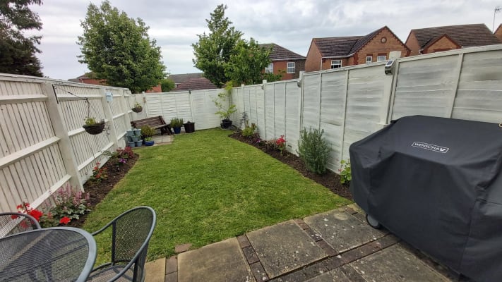 Wickes garden hot sale furniture paint