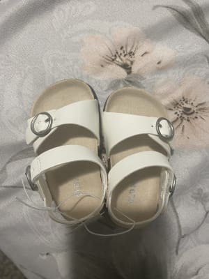 Old navy sales infant sandals