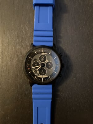 Fossil hybrid hr best sale refurbished