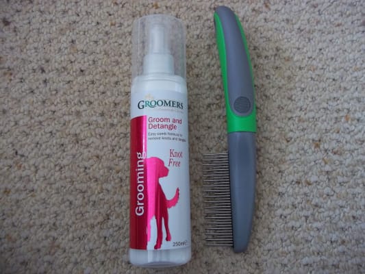 groomers detangle spray