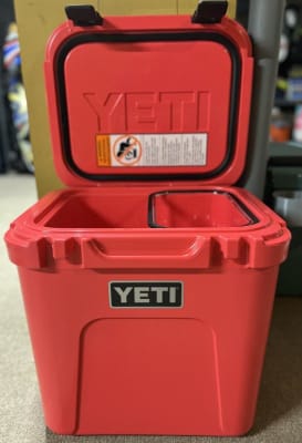 YETI Roadie 24 Cooler Navy – ToddandMoore