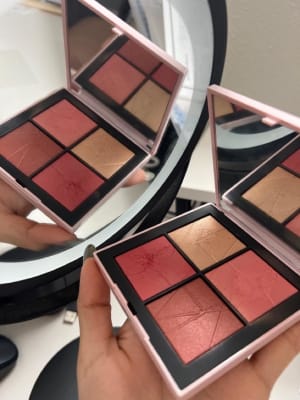 NARS  ナーズ
ライトリフレクティング トーンアップヴェール Amazon | NARS(ナーズ) アフターグローリップスティック ＆ ミニ