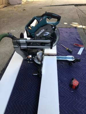 Makita 40V max XGT Miter Saw 8 1/2in (Bare Tool) GSL02Z