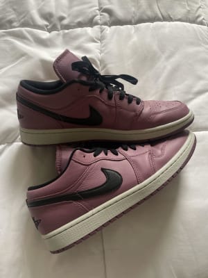 Jordan 1 Low Mulberry (Women's) - DC7268-500 - US