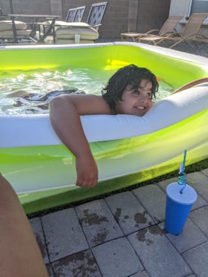deluxe comfort pool