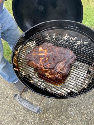 Choose Competition Oak and Hickory Charcoal for the BBQ