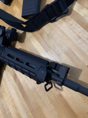 Yankee Hill Machine Gas Block Flip-Up Front Sight Bolt-On Mount AR-15,