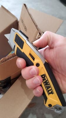 Dewalt cardboard discount cutter