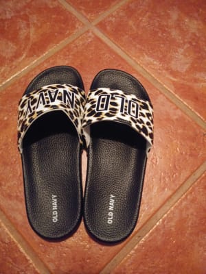 Logo Graphic Pool Slide Sandals Old Navy