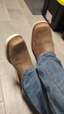 Ariat rambler recon boot top