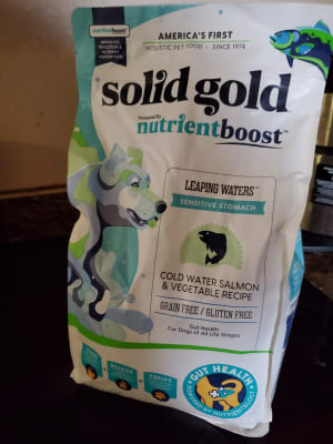 Solid gold leaping waters dog food 2025