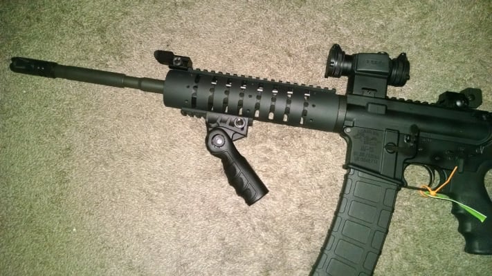 ATI Vertical Forend Grip for AR-15
