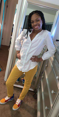 Old navy mid rise cheap pixie chinos