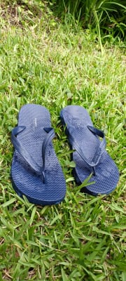 Mens flip flops hot sale old navy