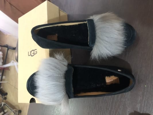 UGGセール☆ポンポンが可愛いKALEY WISP（直営店） Women's Kaley Wisp Loafer | UGG® Official