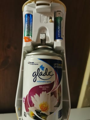 Glade Sense & Spray Complete Relaxing Zen 18ml - Branded Household - The  Brand For Your Home