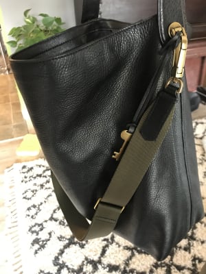 Fossil mila best sale hobo