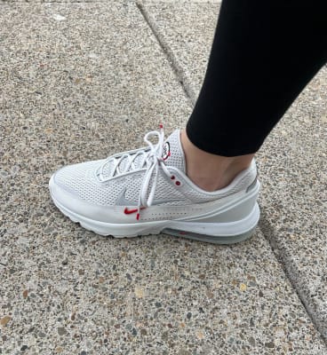 Nike air max motion lw on feet online