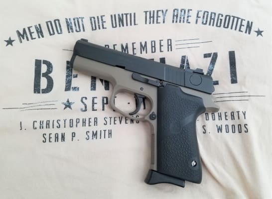 thumbnail image 2 of Hogue Soft Rubber Pistol Grips Stocks S&w 3rd Gen 3900 Series 2 of 11