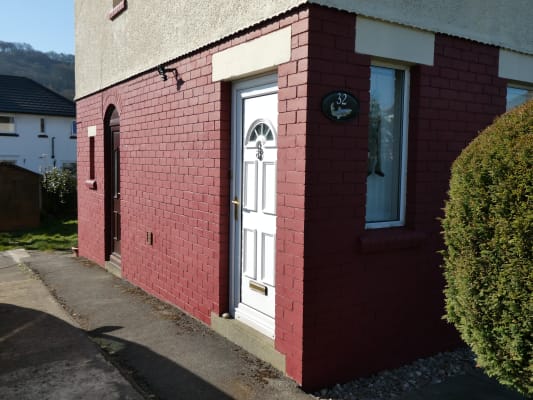 Masonry paint brick red deals