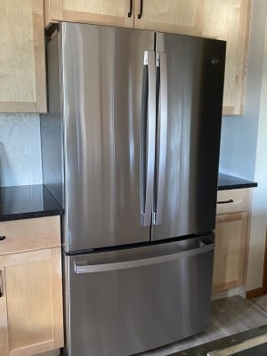 Pwe23kmkes Ge Profile 36 Counter Depth 23 1 Cu Ft French Door Refrigerator With Internal Water Dispenser Slate