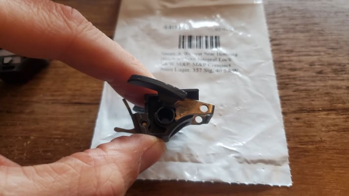 S&W M&P 1.0 2.0 Large Sear Plunger SPRING Smith Housing 1/8 Full Size Compact S&W M&P 1.0 2.0 Large Sear Plunger SPRING Smith Housing 1/8 Full Size Compact