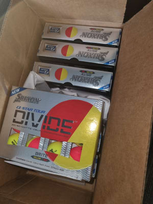Srixon Q-STAR TOUR DIVIDE - 36 Palline Da Golf (3 Dozzine) - Rosse E Gialle - Nuove