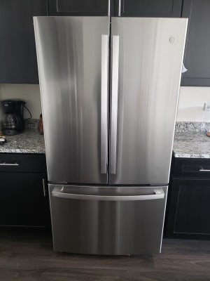 Pwe23kmkes Ge Profile 36 Counter Depth 23 1 Cu Ft French Door Refrigerator With Internal Water Dispenser Slate