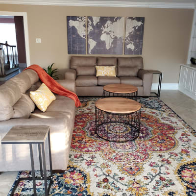 Hilltop sofa hotsell big lots